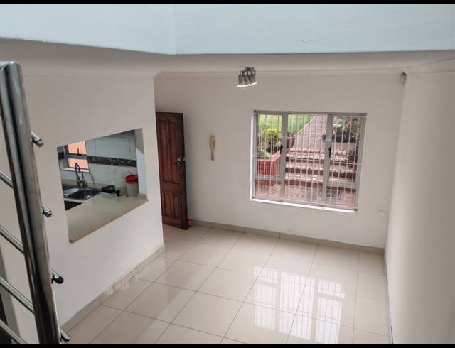 3 BEDROOM DUPLEX FOR SALE IN ESCOMBE